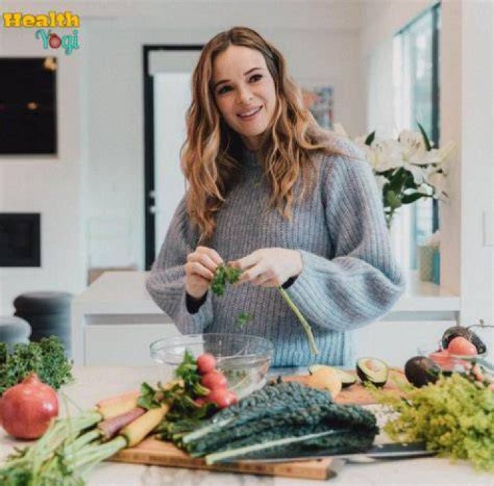 Danielle Panabaker Workout Routine