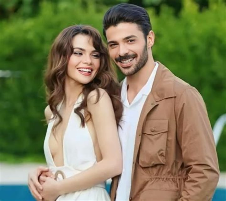 Halit Özgür Sari Wiki, Age, Girlfriend, Height, Net Worth & Biography