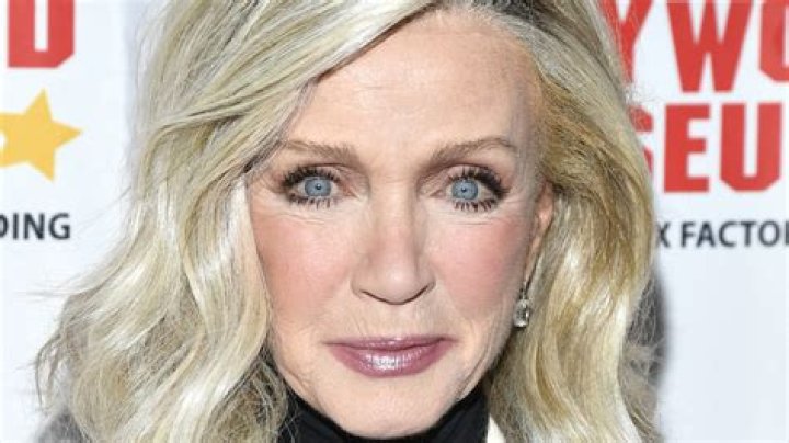
How Much Money Does Donna Mills Make? Latest Income Salary
