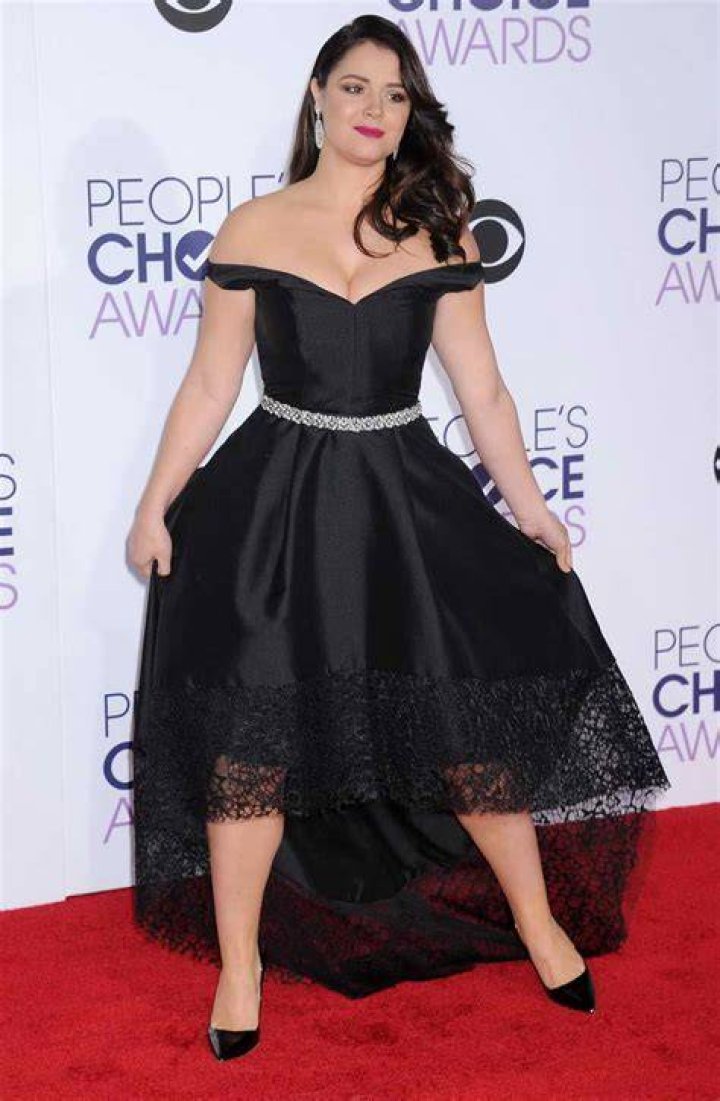Kether Donohue Bra Size, Age, Weight, Height, Measurements