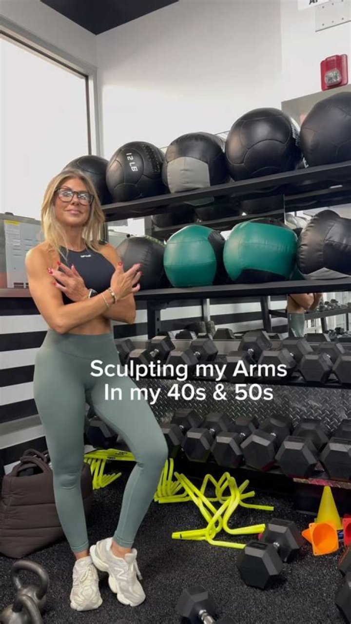 Lina Esco Workout Routine